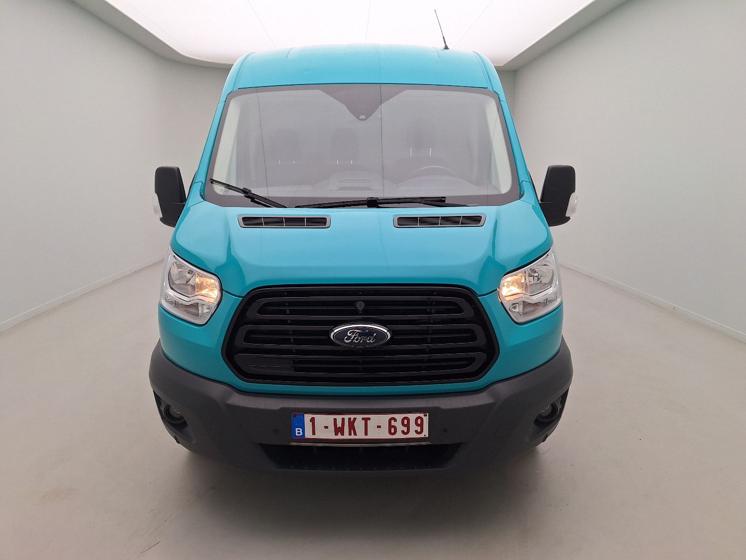 Ford, _Transit GB '13, Ford Transit 350M 2.0TD 130pk 96kW A6 Trend 4d