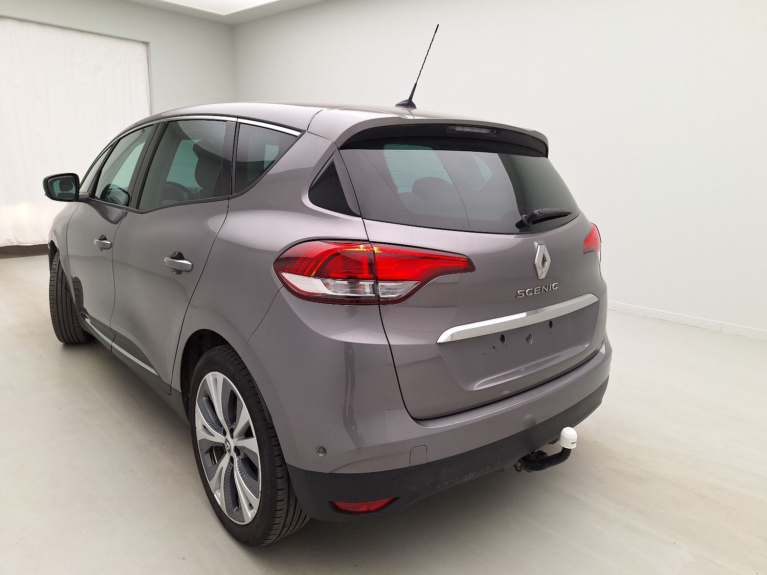 Renault, Sc�nic '16, Renault Sc�nic Blue dCi 120 EDC Intens 5d photo