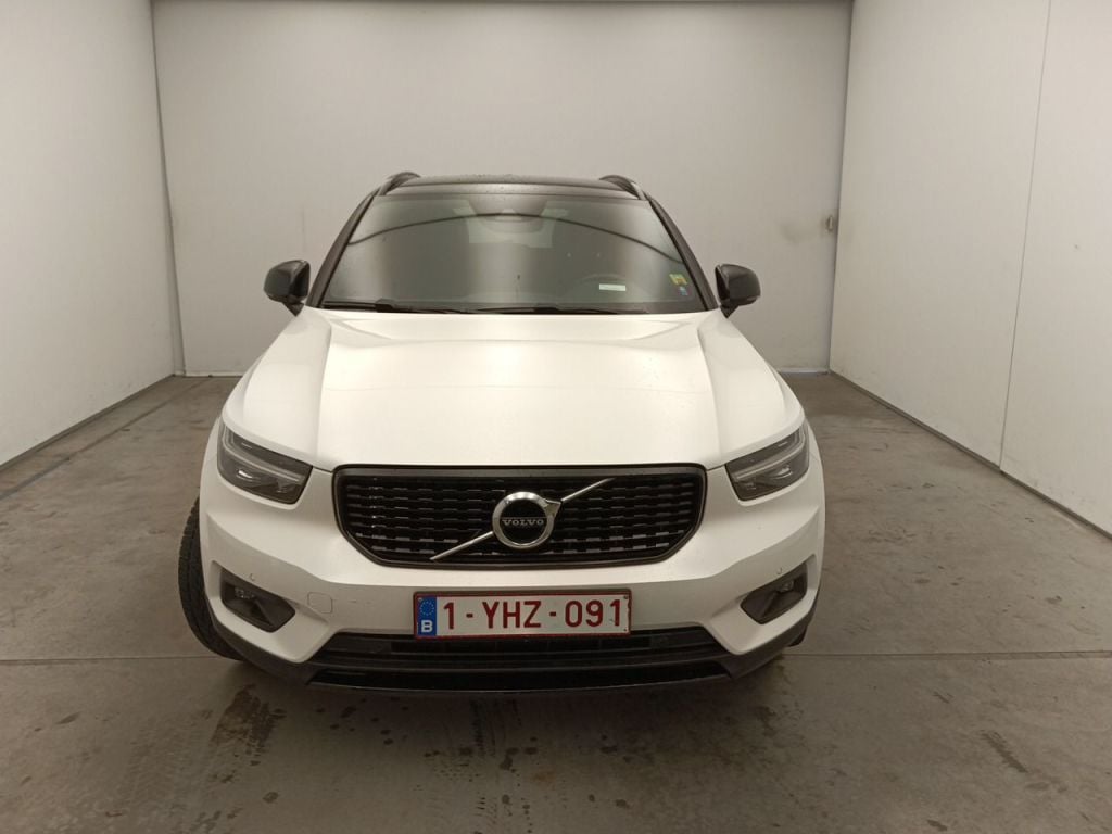 Volvo XC40 T3 R-Design 5d photo