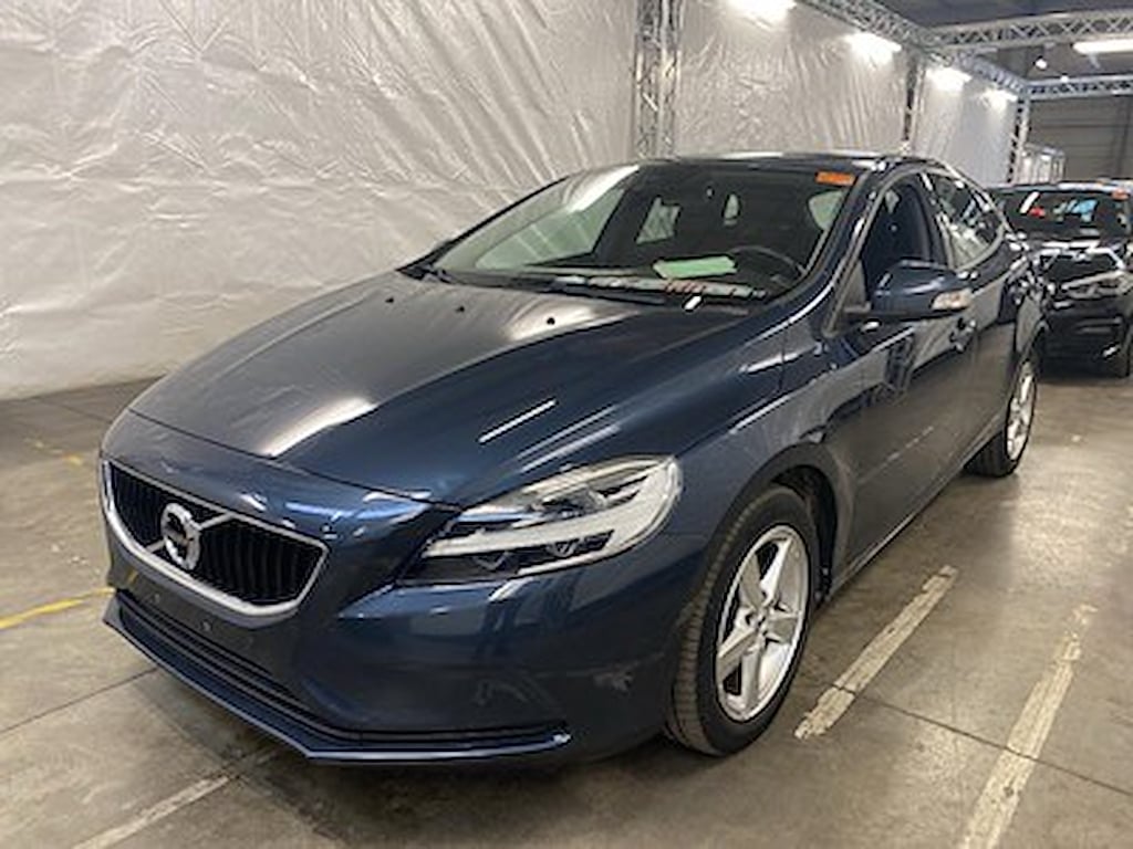 VOLVO V40 - 2016 2.0 T2 Black Edition GPF (EU6d-TEMP)