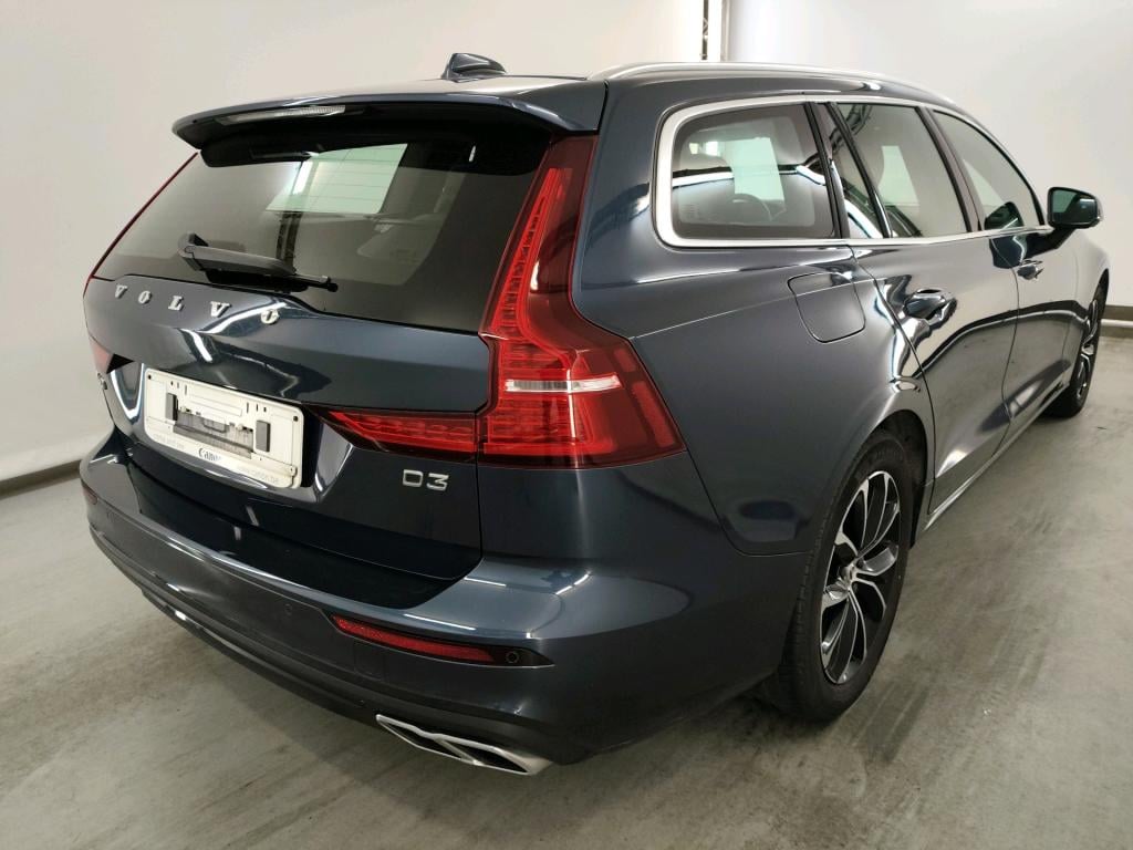 VOLVO V60 DIESEL - 2018 2.0 D3 Momentum (EU6d-TEMP) photo