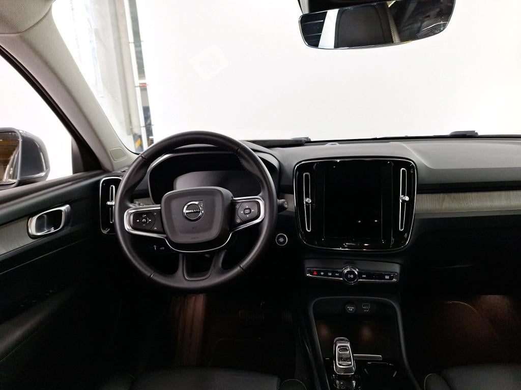 VOLVO XC40 1.5 T5 PHEV Inscription Park Assist photo