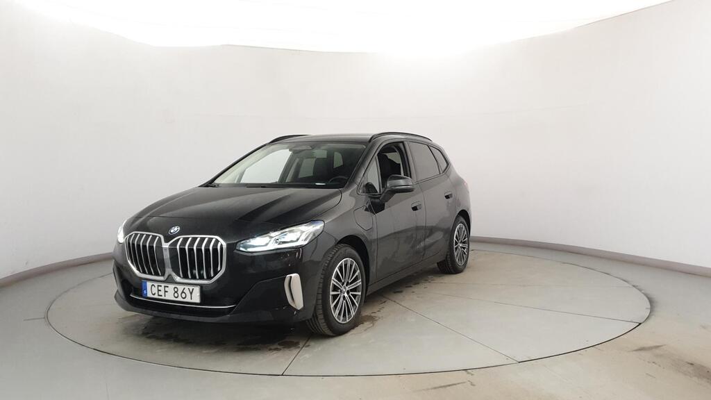 Bmw LUXURY LINE, PREMIUM PACK, navigation, backkamera 225E XDRIVE ACTIVE TOURER