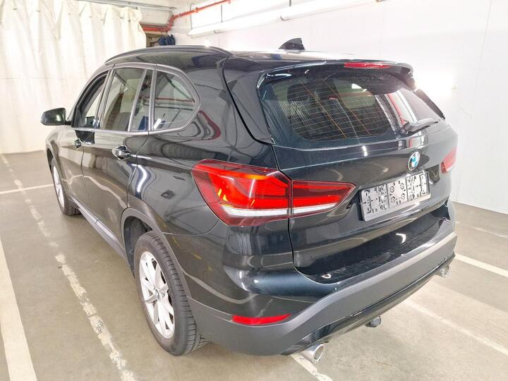 BMW X1 X1 sDrive18dA (100 kW) 100kW/136pk  5D/P Auto-8 photo