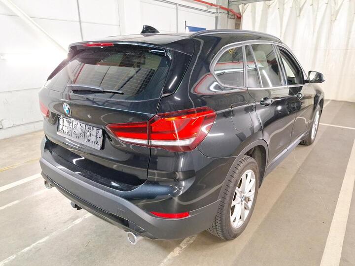 BMW X1 X1 sDrive18dA (100 kW) 100kW/136pk  5D/P Auto-8 photo