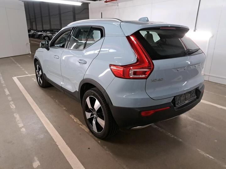 Volvo XC40 XC40 DIESEL 2.0 D3 Momentum Geartronic (EU6d-TEMP) 110kw/150pk 5D/P I8 photo