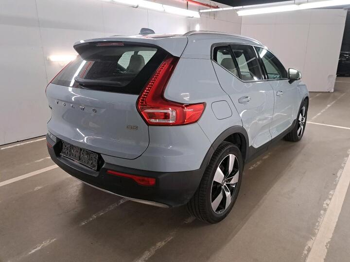 Volvo XC40 XC40 DIESEL 2.0 D3 Momentum Geartronic (EU6d-TEMP) 110kw/150pk 5D/P I8 photo