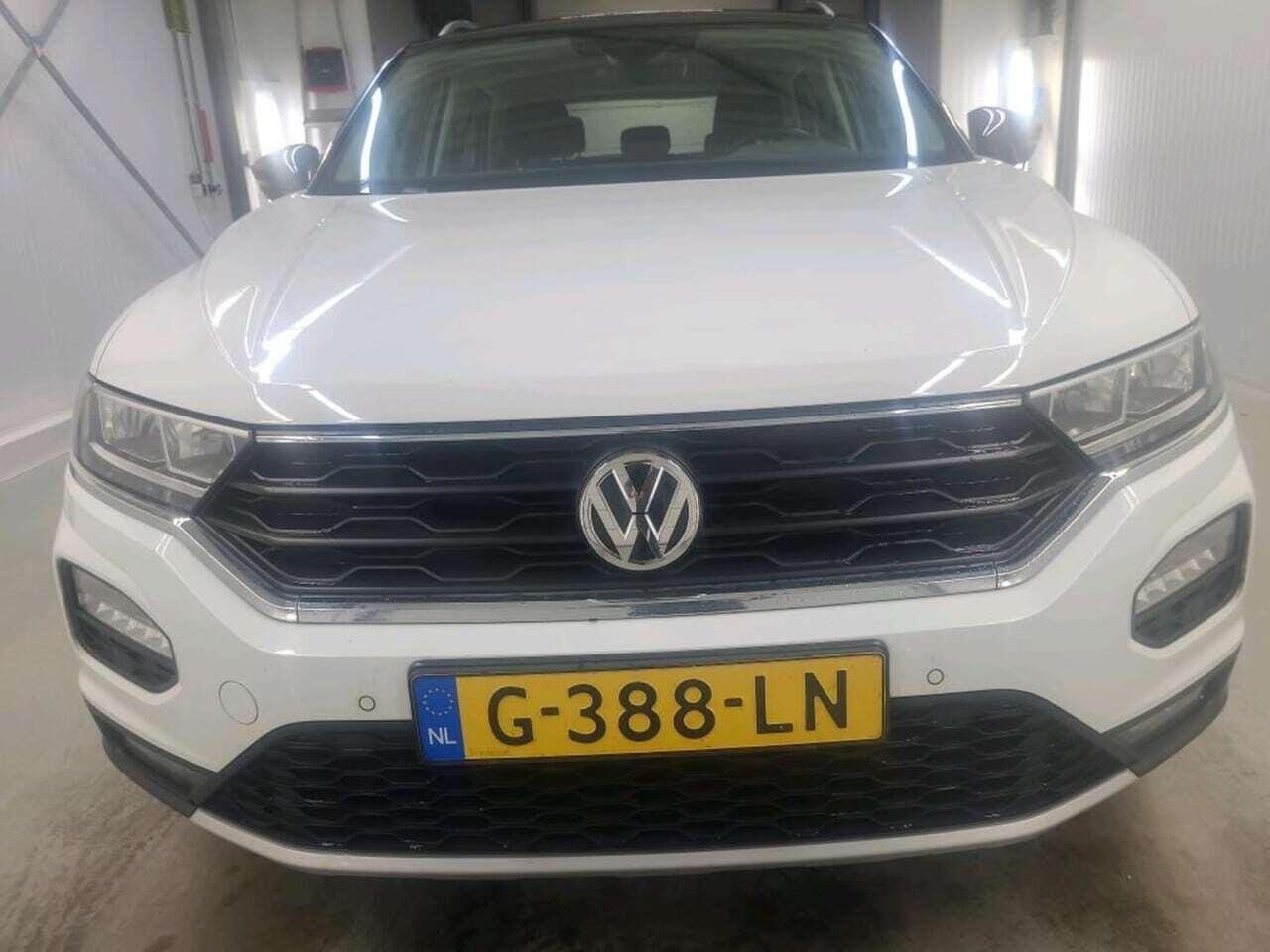 VOLKSWAGEN T-Roc 1.5 T photo