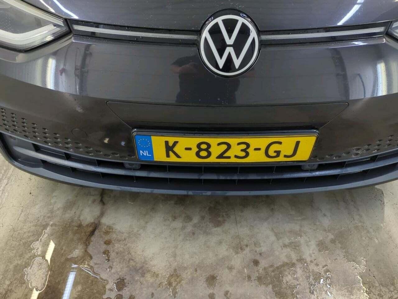 VOLKSWAGEN ID.3 First photo