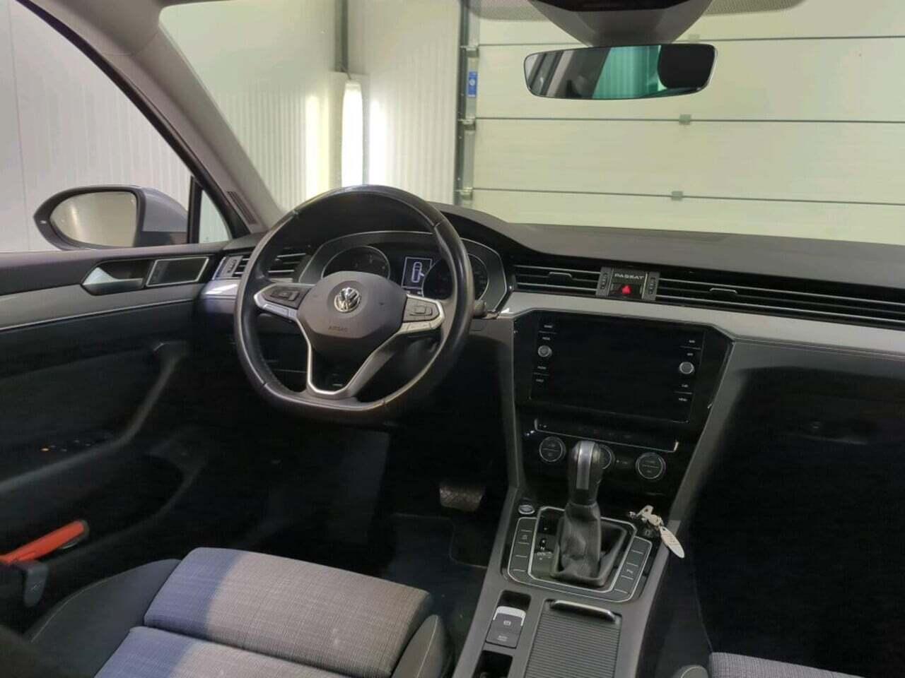 VOLKSWAGEN Passat Variant 1.6 TDI photo