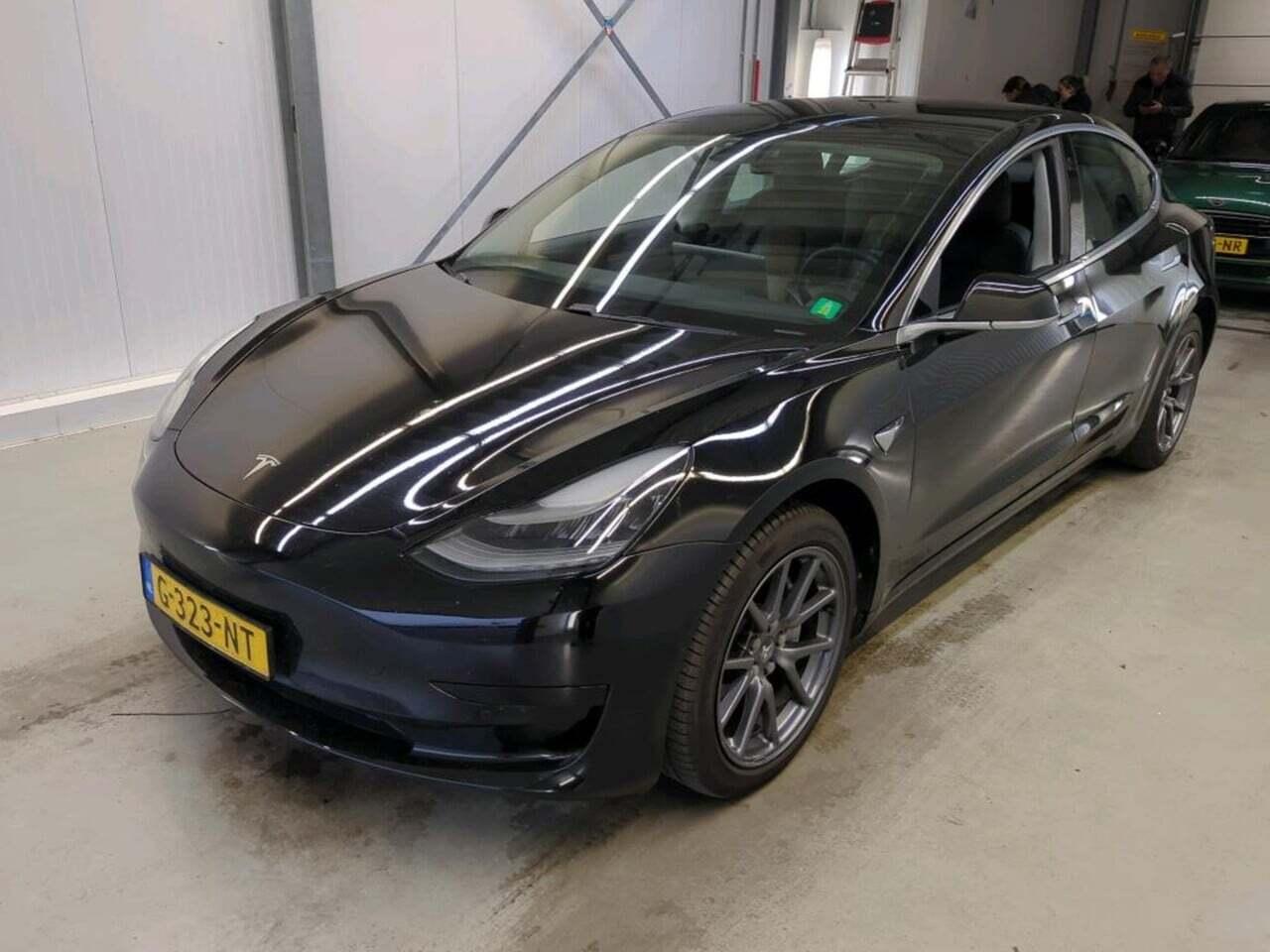 Tesla Model 3 Standard R