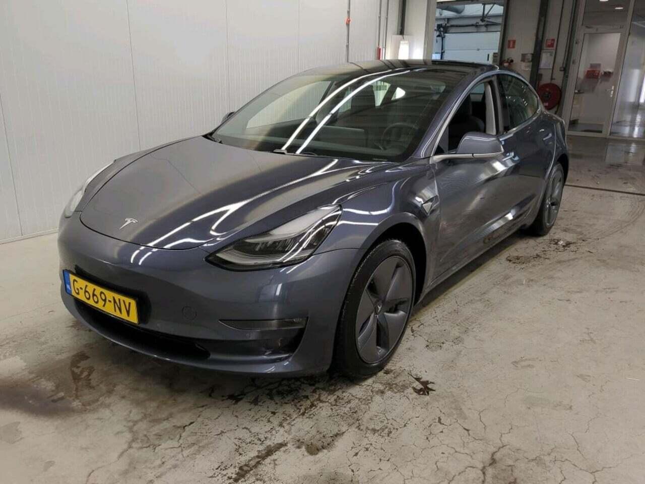 Tesla Model 3 Long R