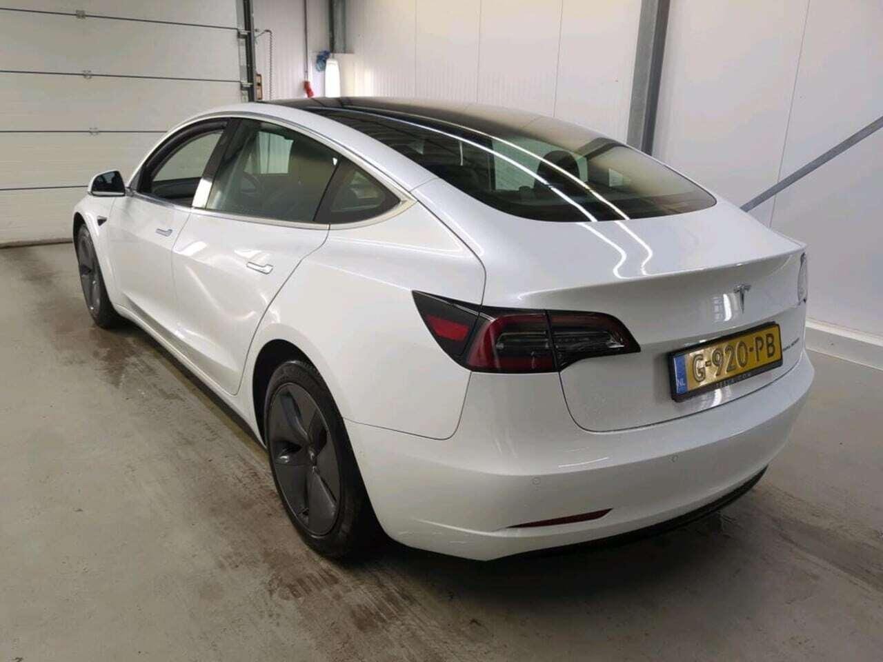 Tesla Model 3 Long R photo