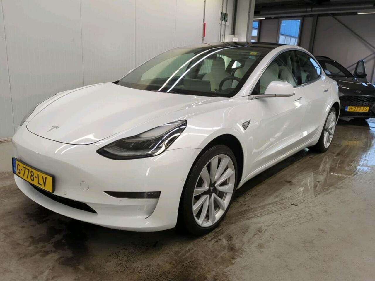 Tesla Model 3 Standard R