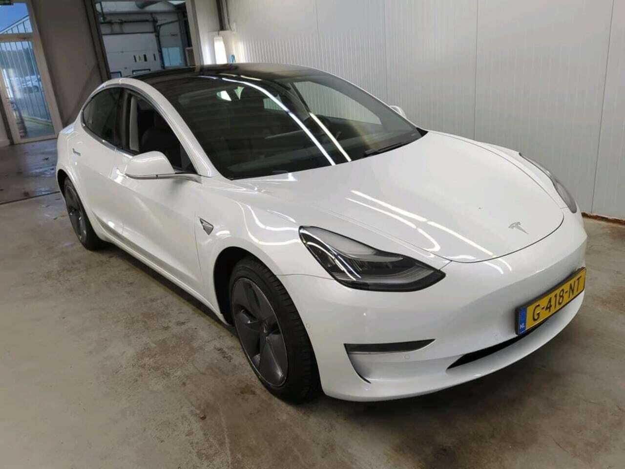 Tesla Model 3 Long R photo