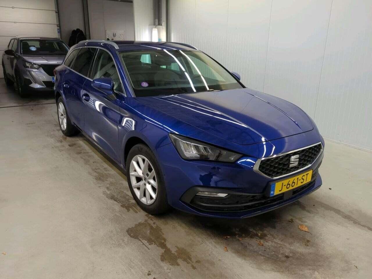 SEAT Leon Sportstourer 1.5 T photo