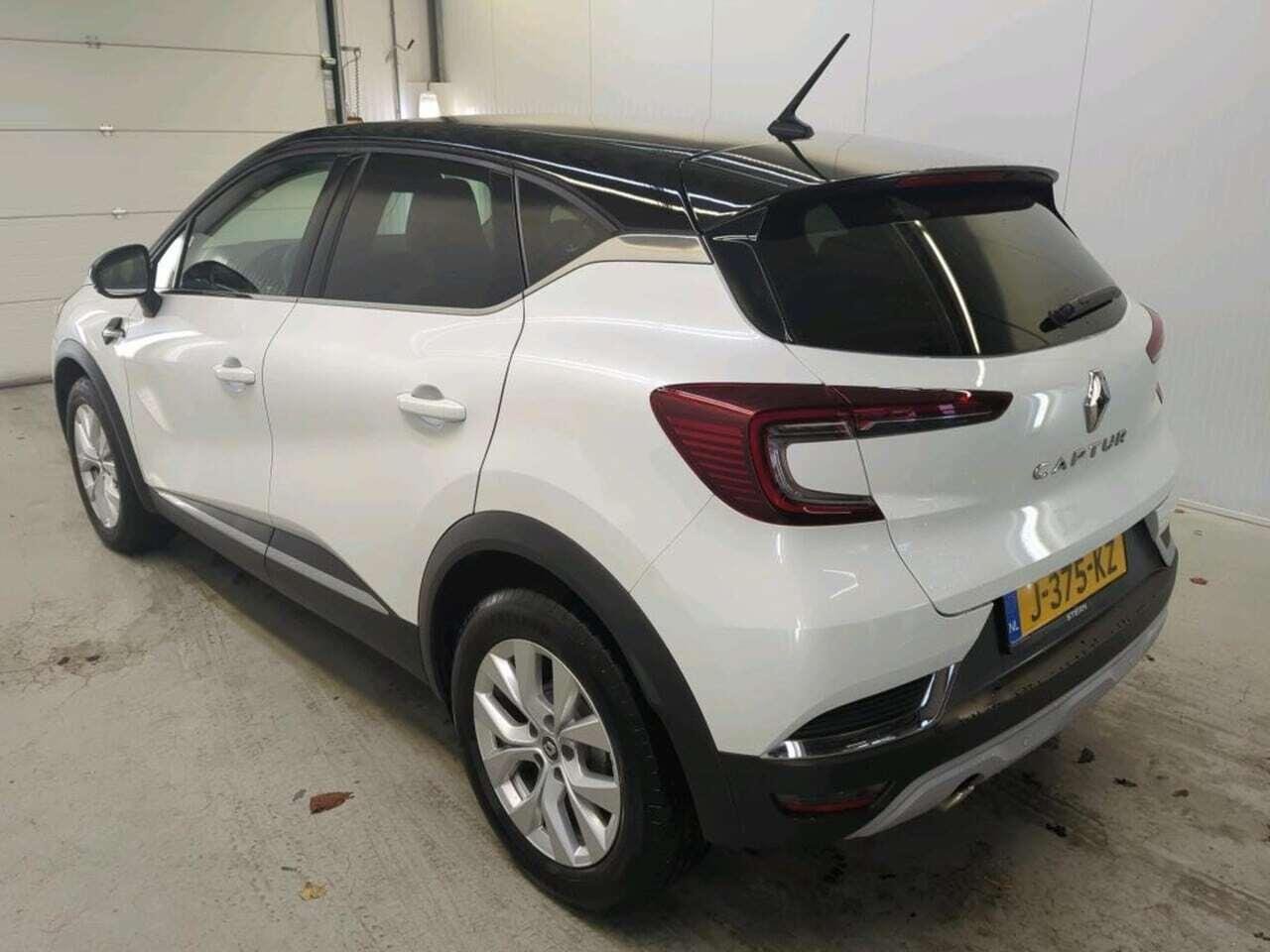 RENAULT Captur 1.0 T photo