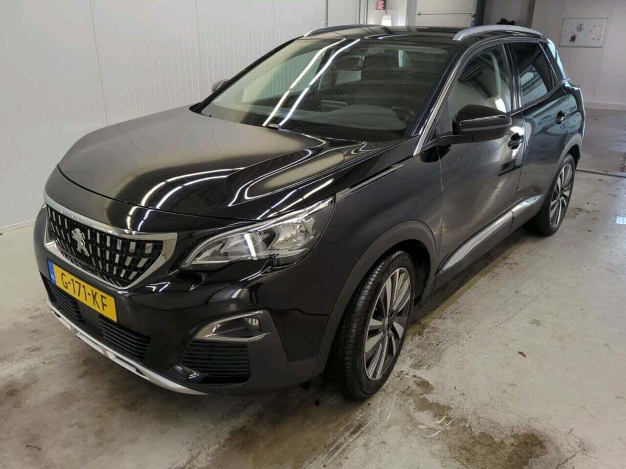 PEUGEOT 3008 1.2