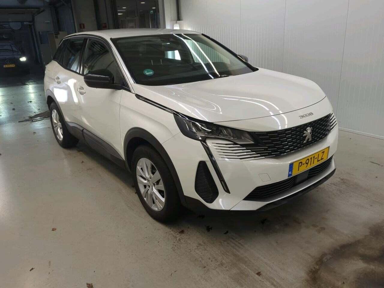 PEUGEOT 3008 1.2 photo