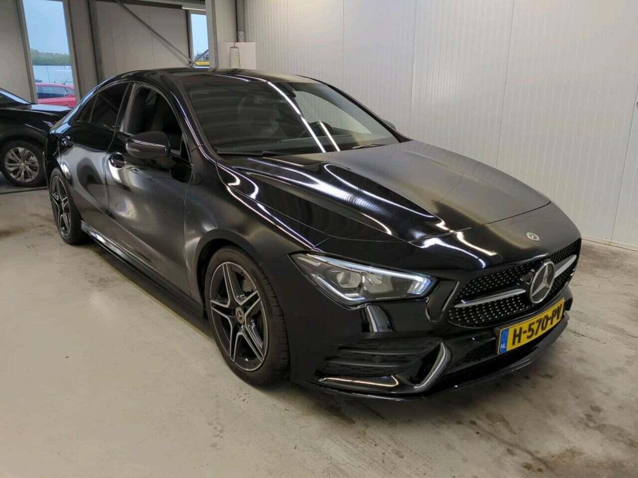 MERCEDES-BENZ CLA-klasse 180 d photo