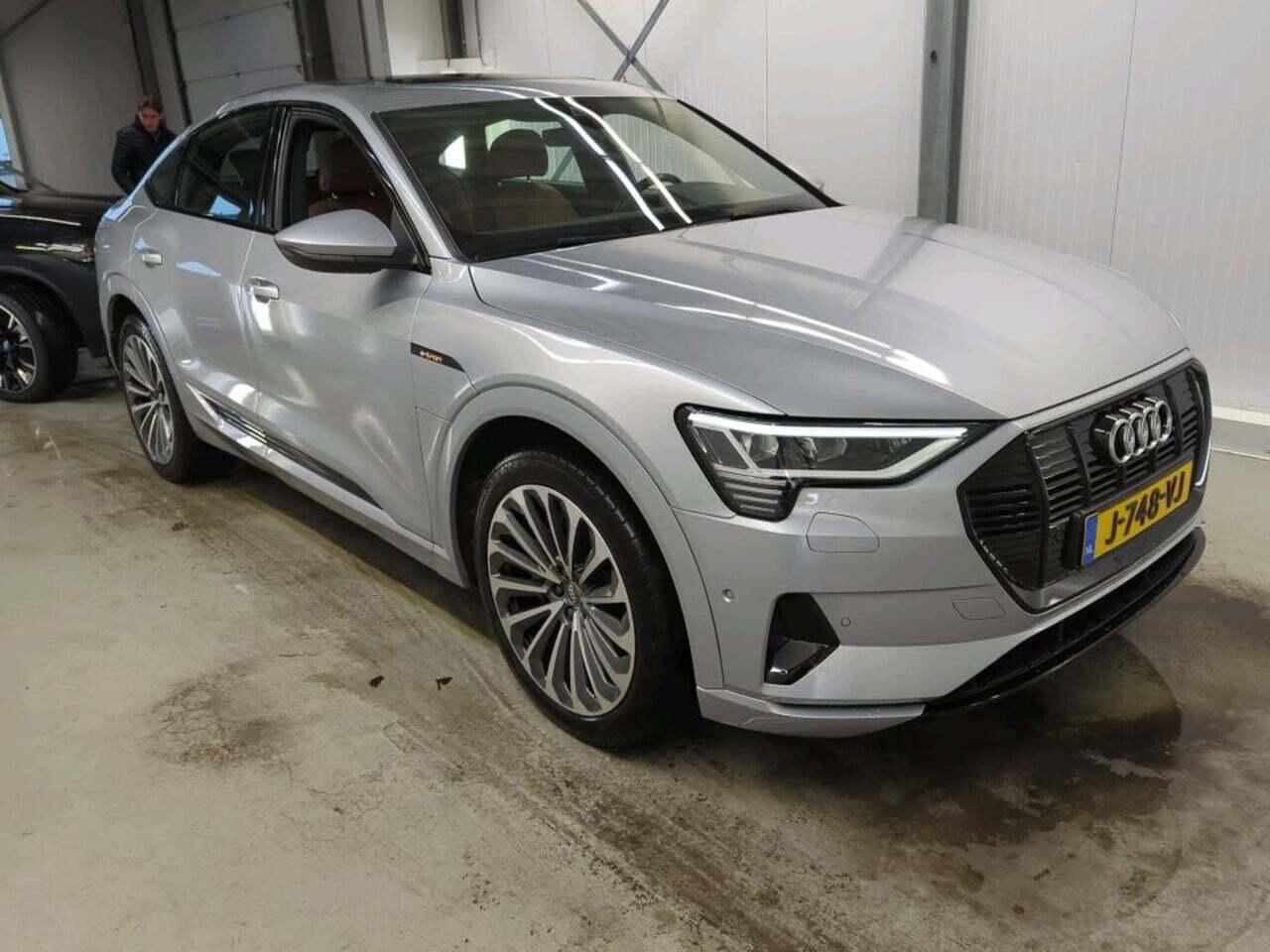 AUDI e-tron Sportback 55 photo