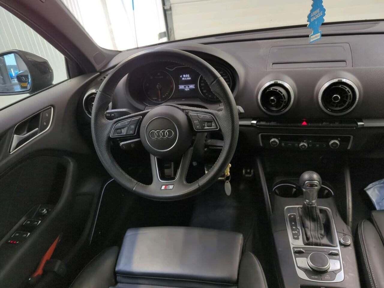 AUDI A3 Sportback 30 TDI photo