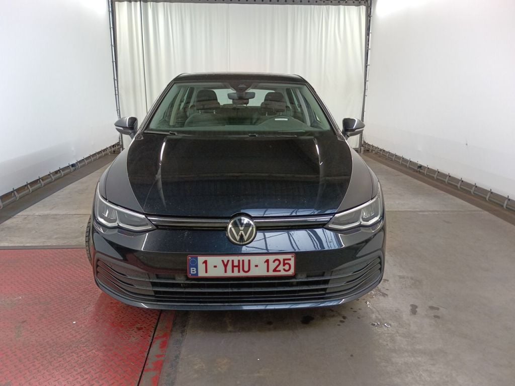 Volkswagen Golf VIII 2.0 TDI 85kW Life 5d photo