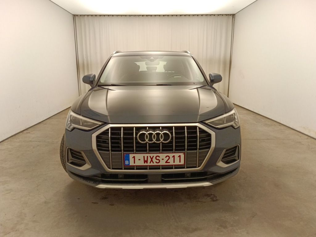 Audi Q3 35 TDI S tronic Advanced Business Editio 5d photo