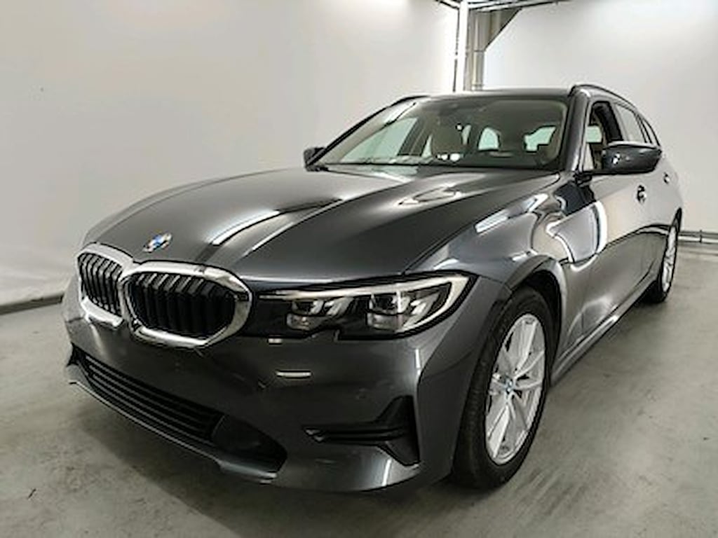 BMW 3 SERIES TOURING 2.0 318D (100KW) TOURING Business Storage Model Advantage