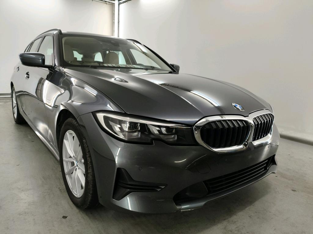 BMW 3 SERIES TOURING 2.0 318D (100KW) TOURING Business Storage Model Advantage photo