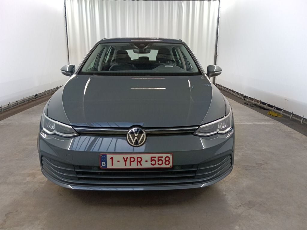 Volkswagen Golf VIII 2.0 TDI 85kW Life 5d photo