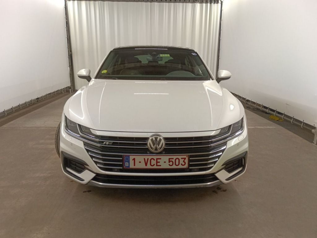 Volkswagen Arteon 2.0 TDI SCR R-Line 5d photo