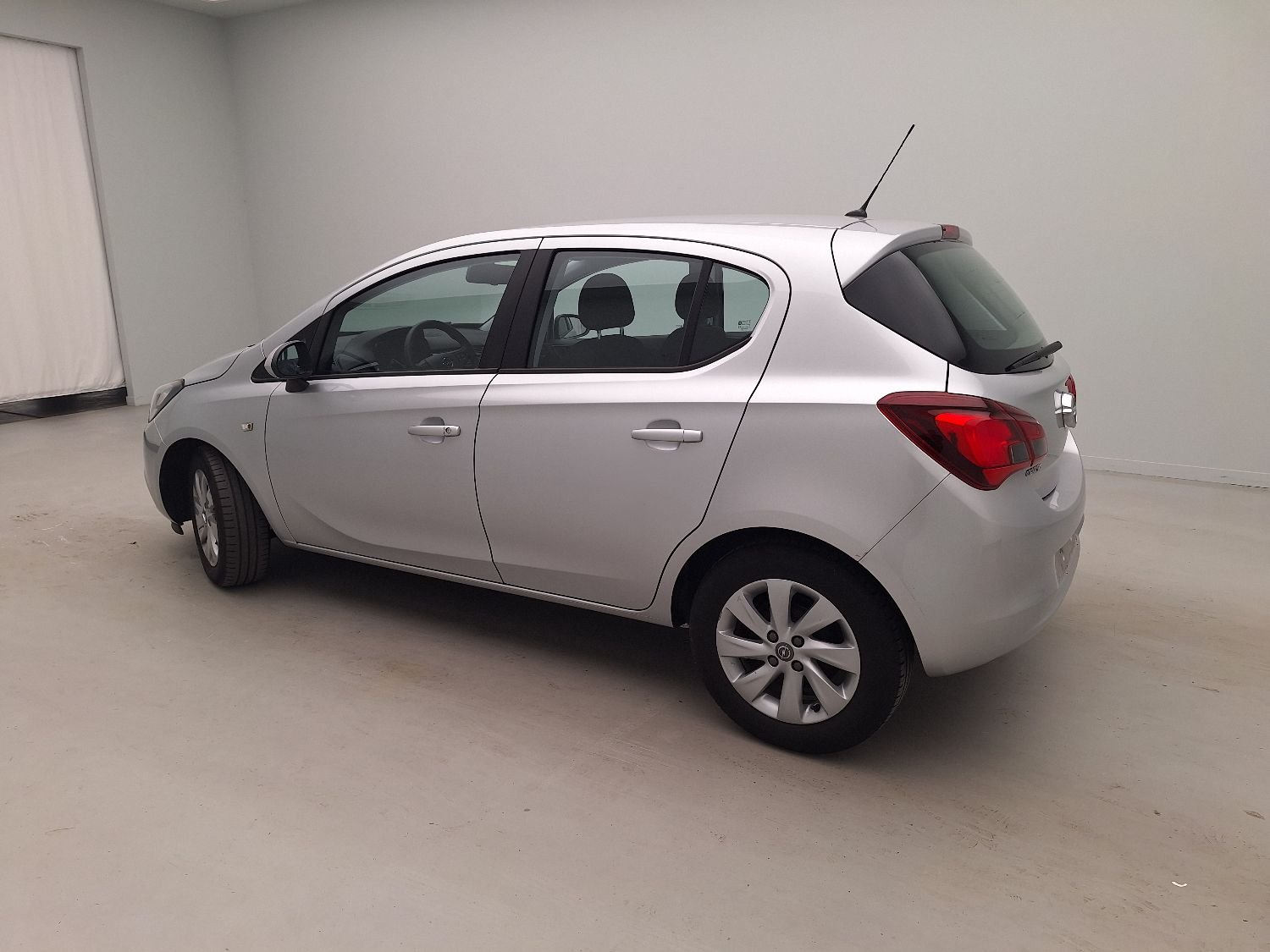 Opel, Corsa 3/5drs '14, Opel Corsa 1.4 66kW Enjoy 5d photo