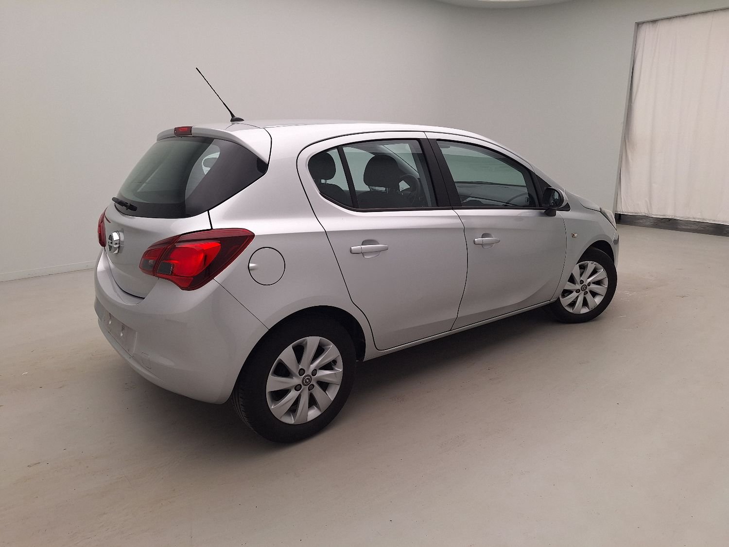 Opel, Corsa 3/5drs '14, Opel Corsa 1.4 66kW Enjoy 5d photo