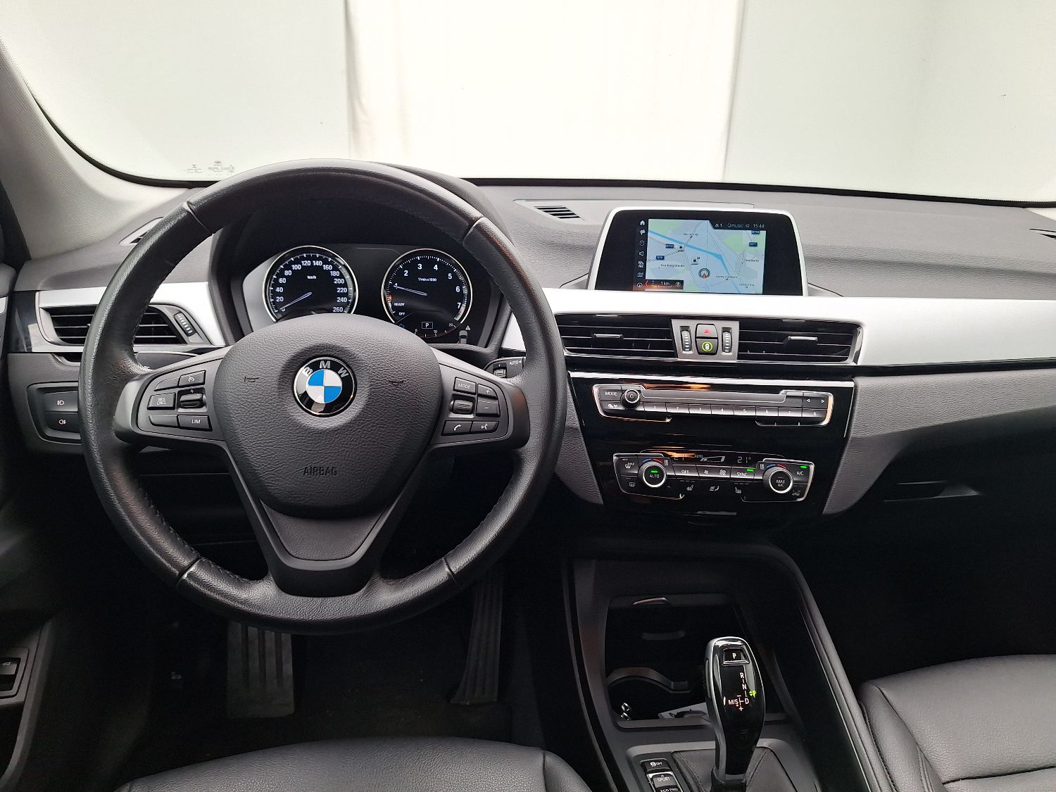 BMW, X1 '15, BMW X1 sDrive18iA (100 kW) 5d photo