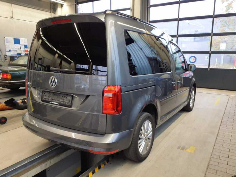 VOLKSWAGEN Caddy PKW (SA)(03.2015->2020) DE - Van5 2.0 TDI BMT EU6d-T, Comfortline (EURO 6d-TEMP), 2018 - 2020 photo