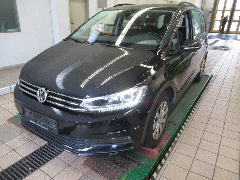 VOLKSWAGEN Touran (5T1)(04.2015->) DE - Van5 2.0 TDI BMT/Start-Stopp EU6d-T, Comfortline, 2019 - 2020