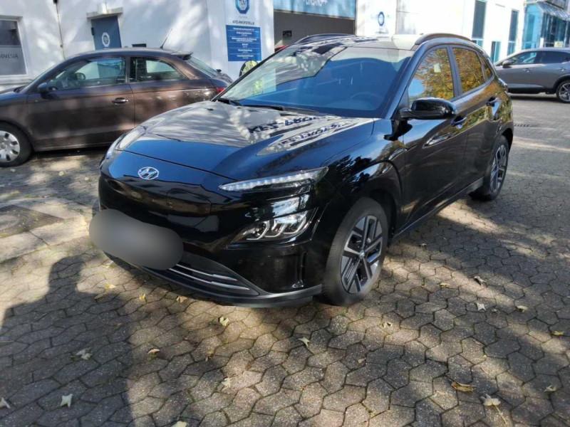 HYUNDAI Kona (OS)(2017->) DE - SUV5 Elektro, Trend Elektro 2WD, (Facelift) 2021 - 2023