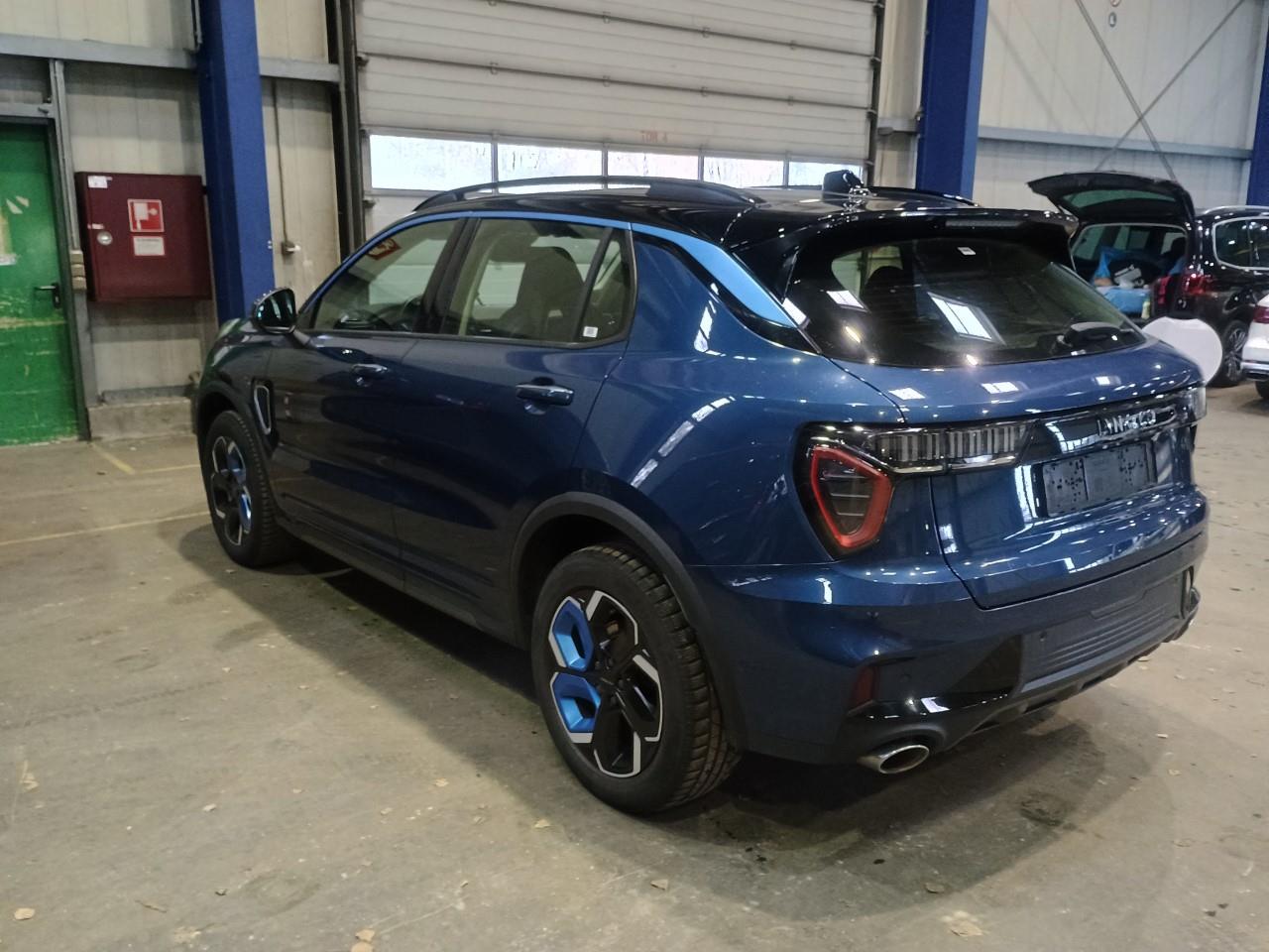 Lynk_co PHEV 01 photo