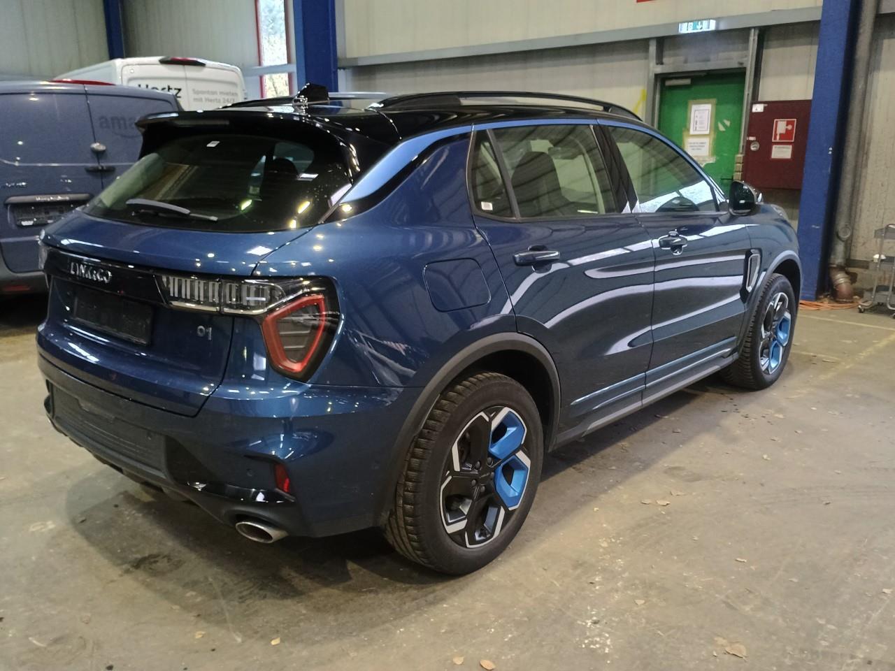 Lynk_co PHEV 01 photo