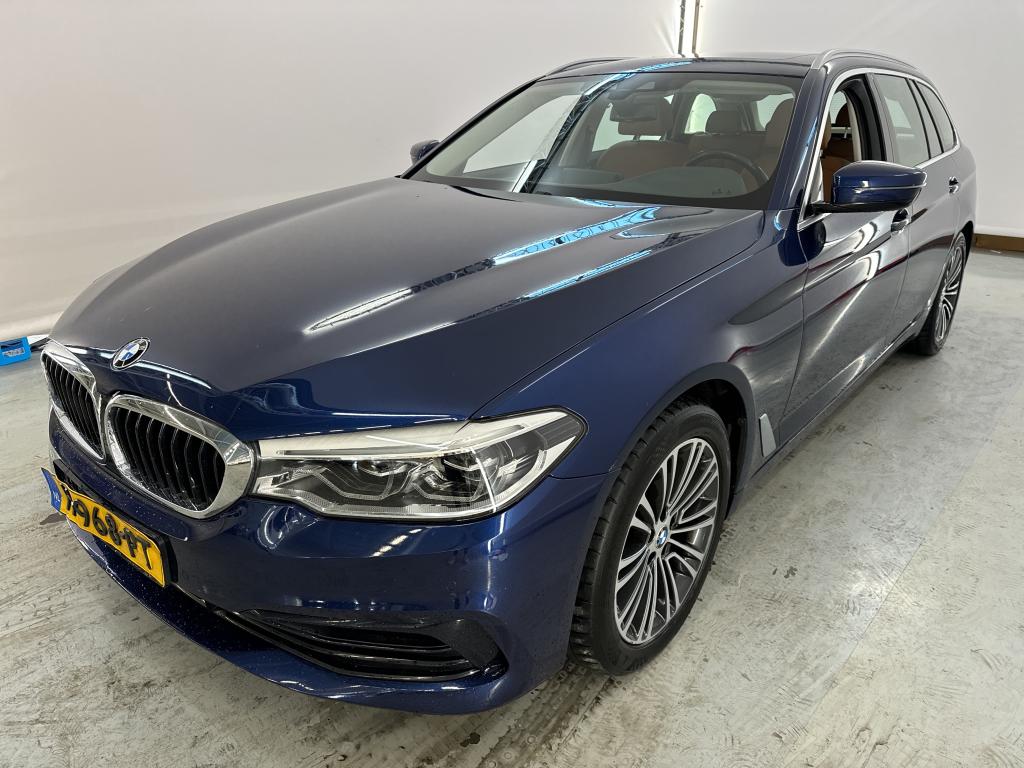 BMW 5 Serie Sedan FL'20 BMW 5 Serie Touring 520iA Corporate High Executive Sport 5d