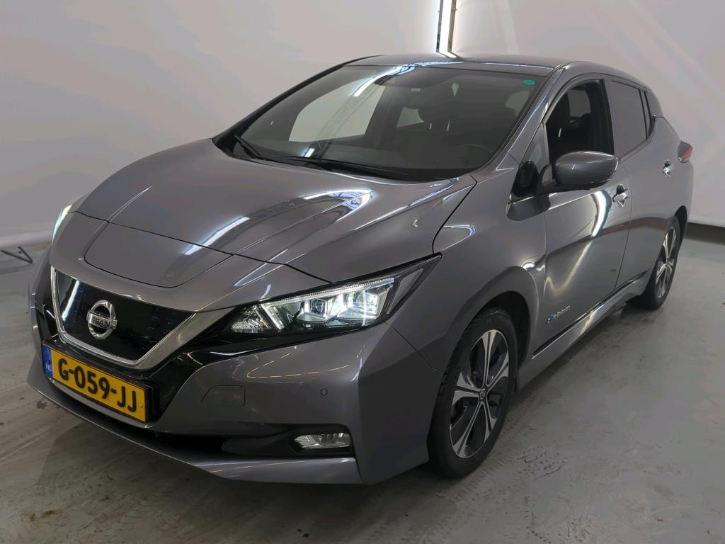 NISSAN Leaf '17 BEV Nissan Leaf TEKNA 39kWh 5d