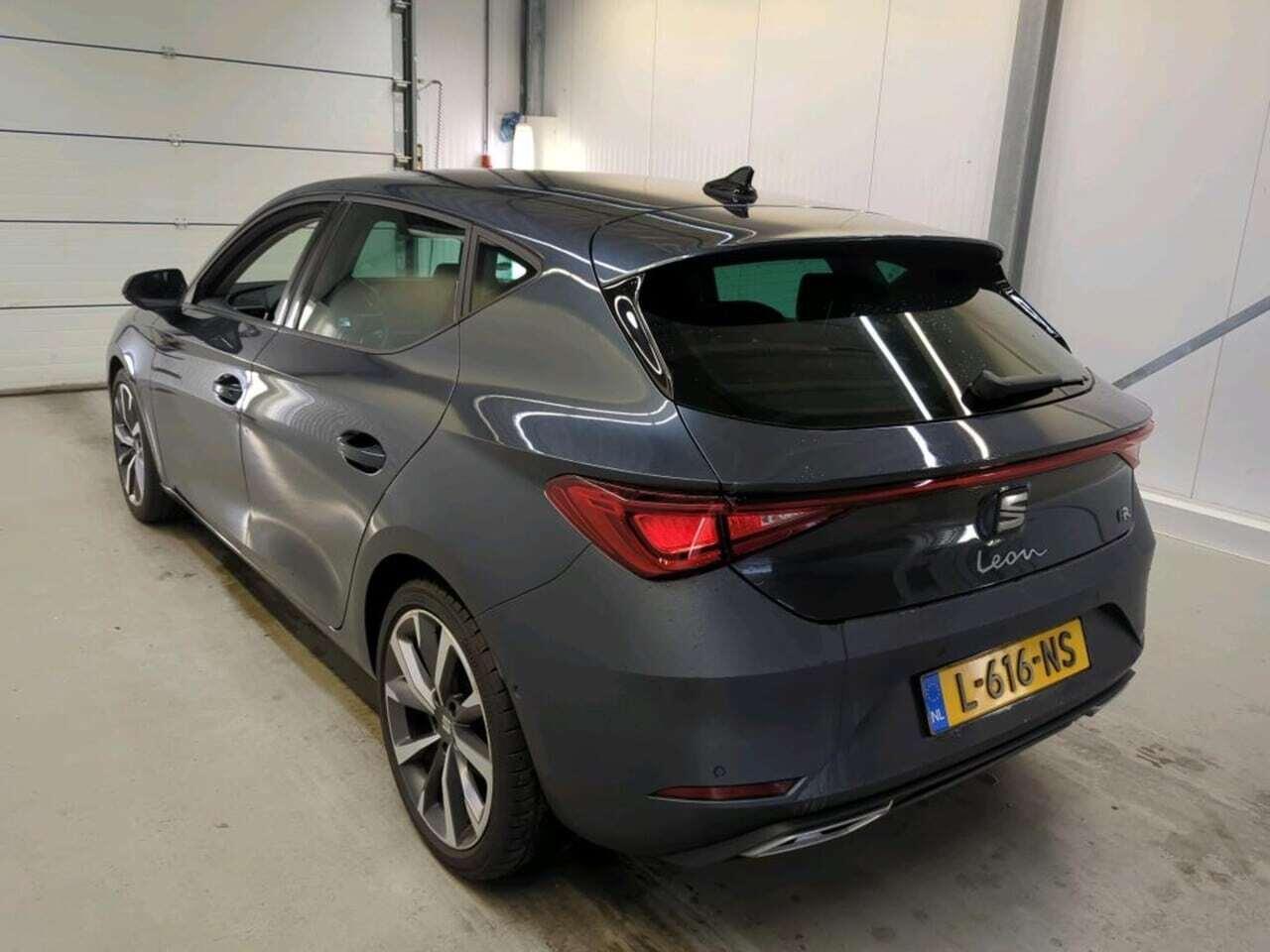 SEAT LEON 1.5 photo