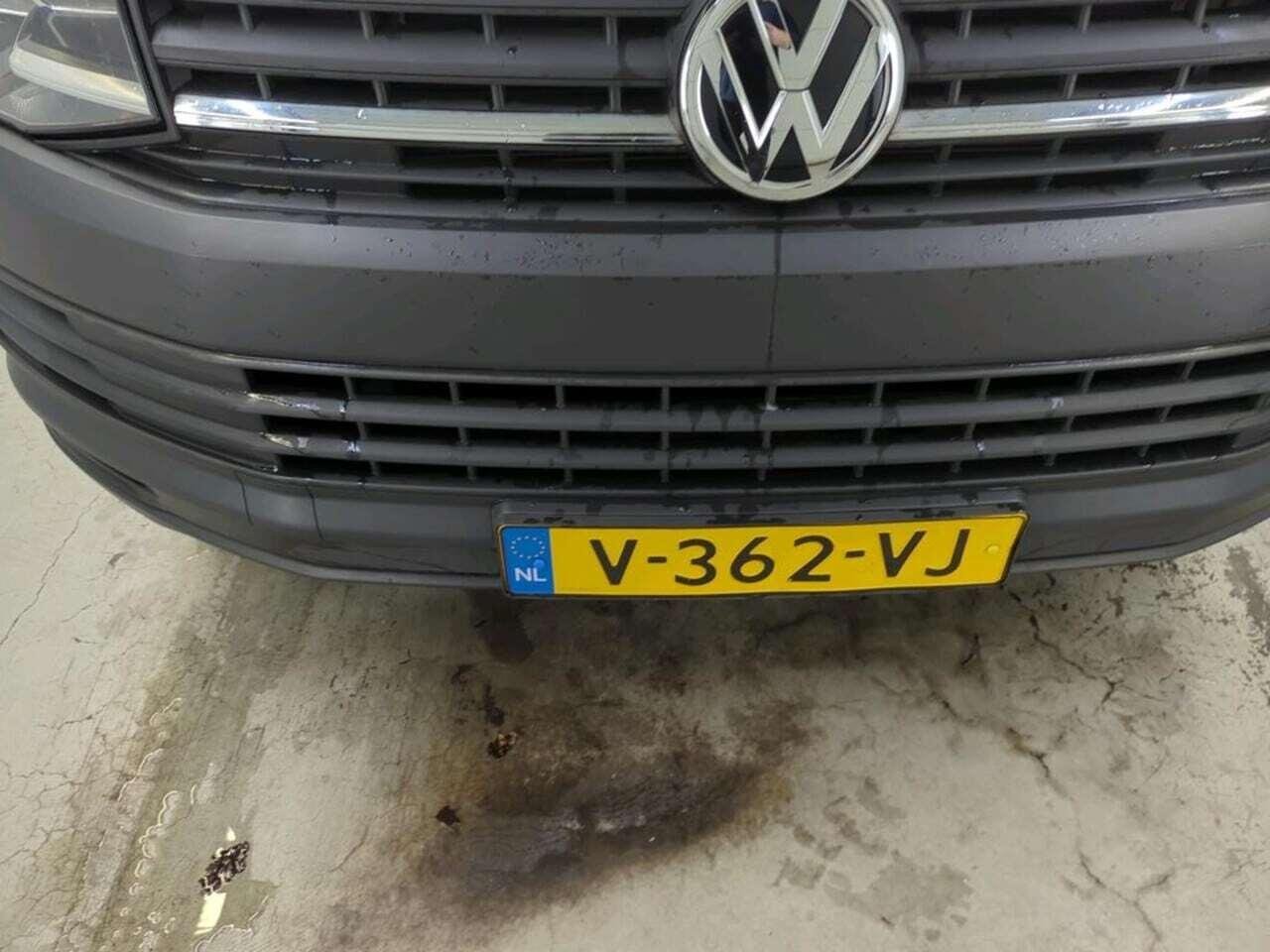 VOLKSWAGEN Transporter 2.0 TDI photo