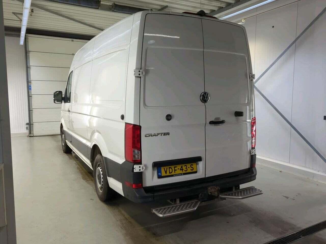 VOLKSWAGEN Crafter 35 2.0 TDI photo