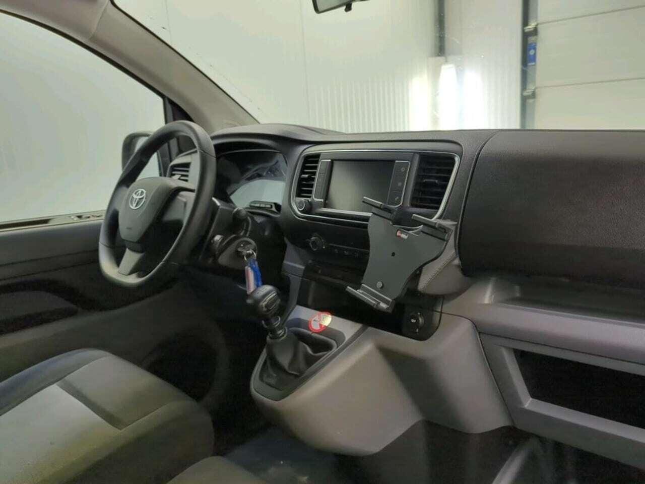 TOYOTA ProAce Worker 2.0 D-4D photo