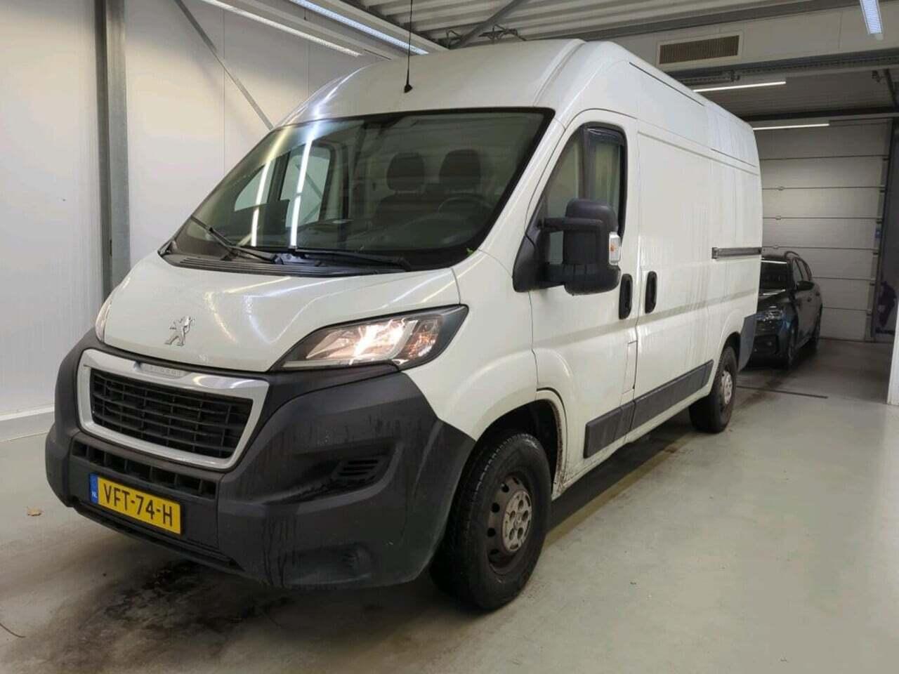 PEUGEOT Boxer 333 2.2 BlueHDi