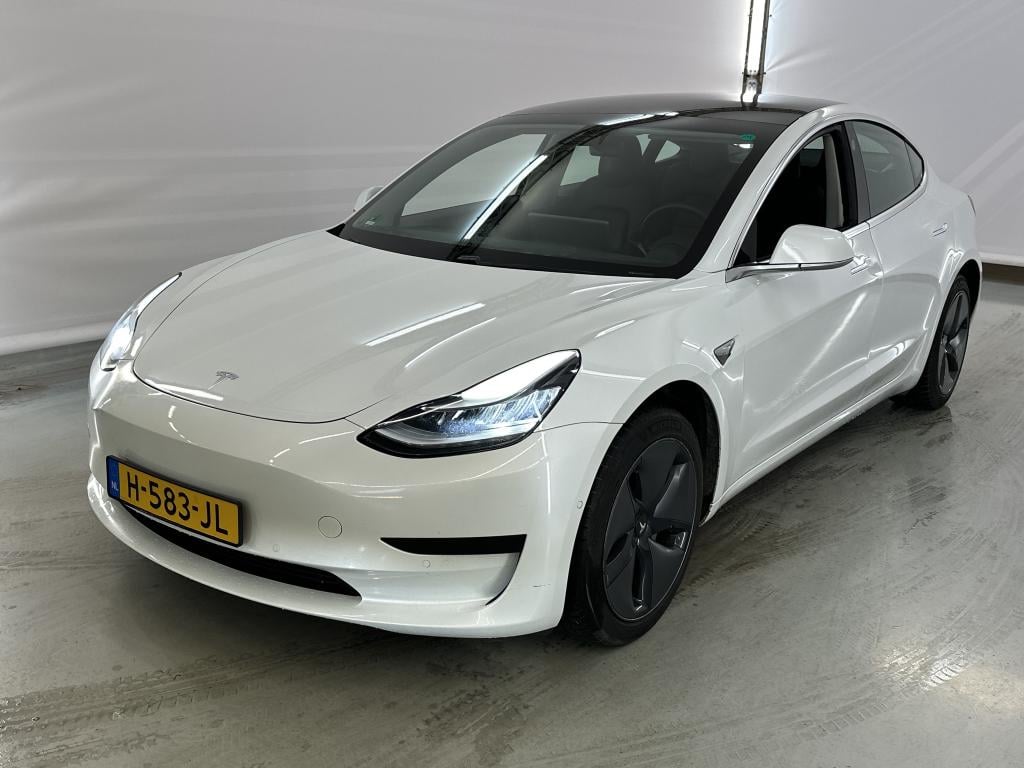 Tesla Model 3 '18 BEV Tesla Model 3 Standard Range Plus 4d