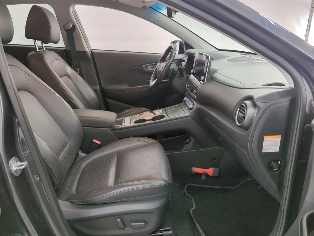 HYUNDAI Kona '17 Hyundai KONA Premium Electric 64 kWh 5d photo