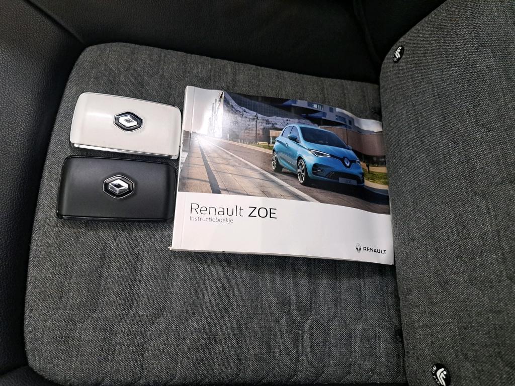 RENAULT ZOE '19 BEV Renault ZOE R135 Intens (batterijkoop) 5d photo